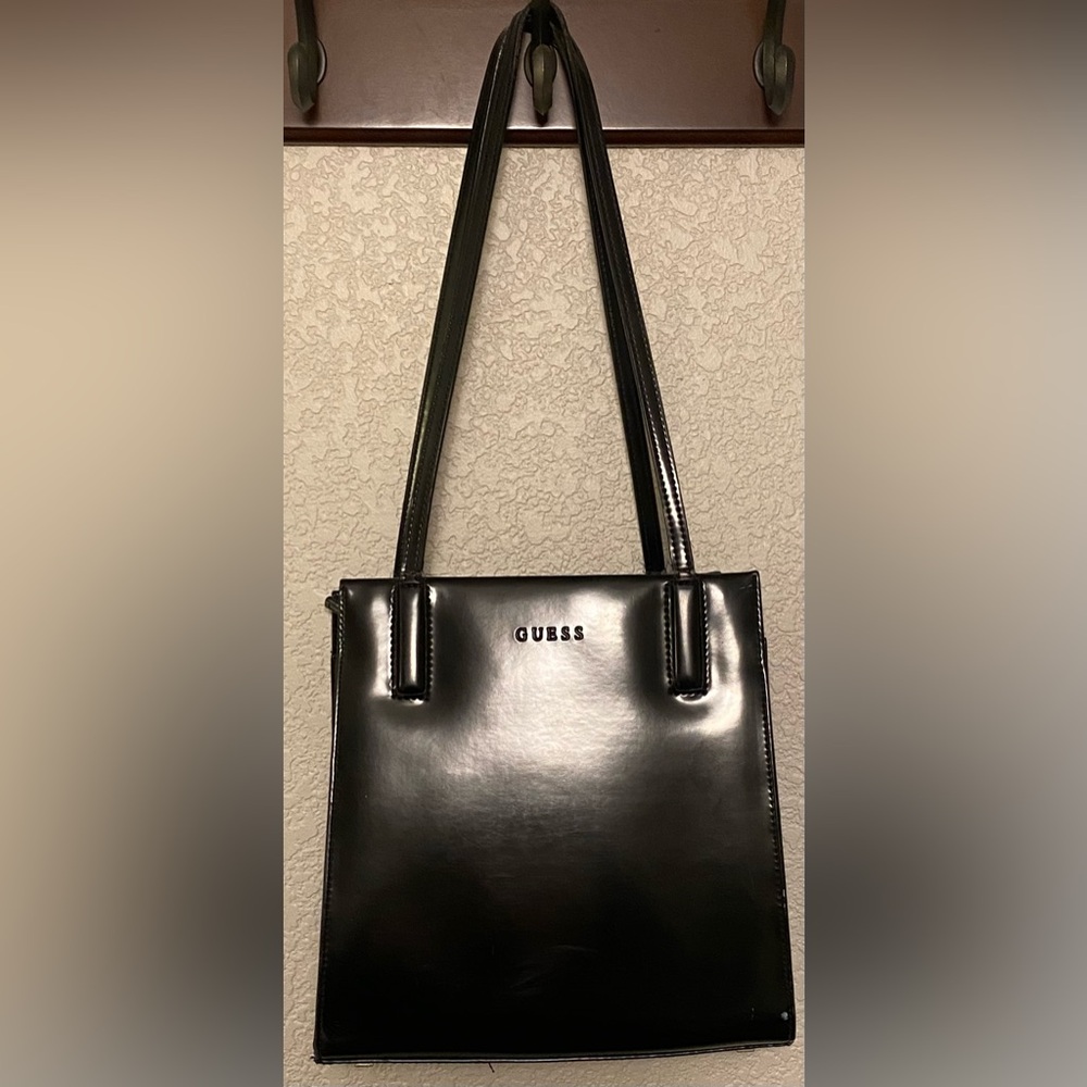 GUESS Black Shoulder Bag